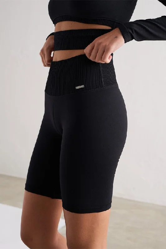 Limitless Seamless Biker Short | Black