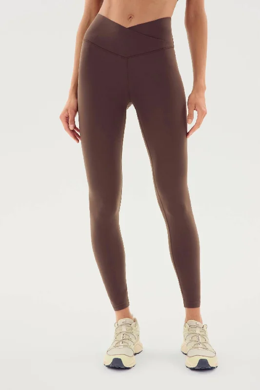 Mia Rigor 7/8 Legging In Dark Chocolate